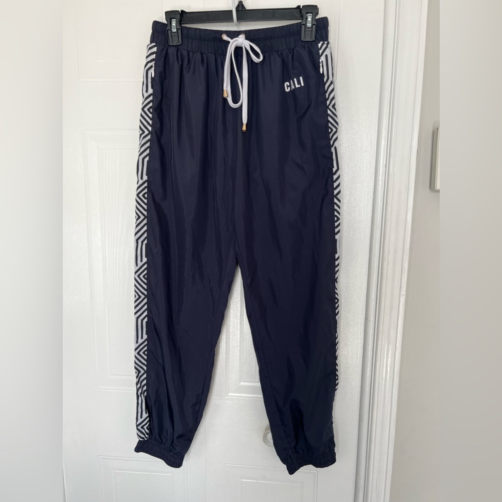 60-Sport pants women size medium